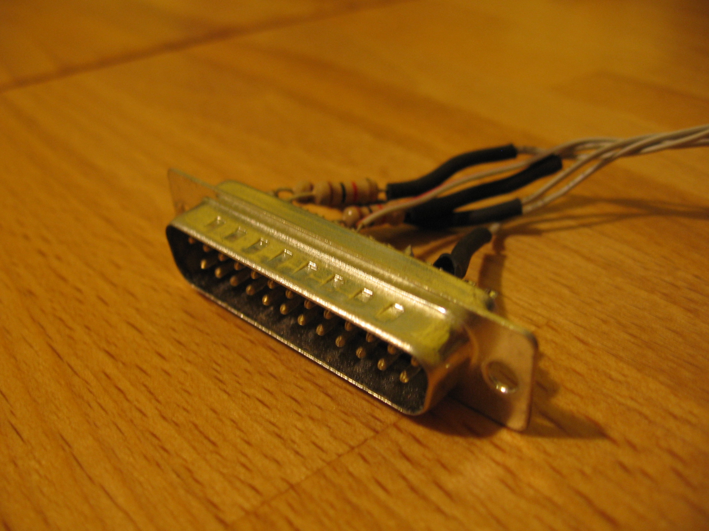 Parallel port trigger tells me when I’m transcoding