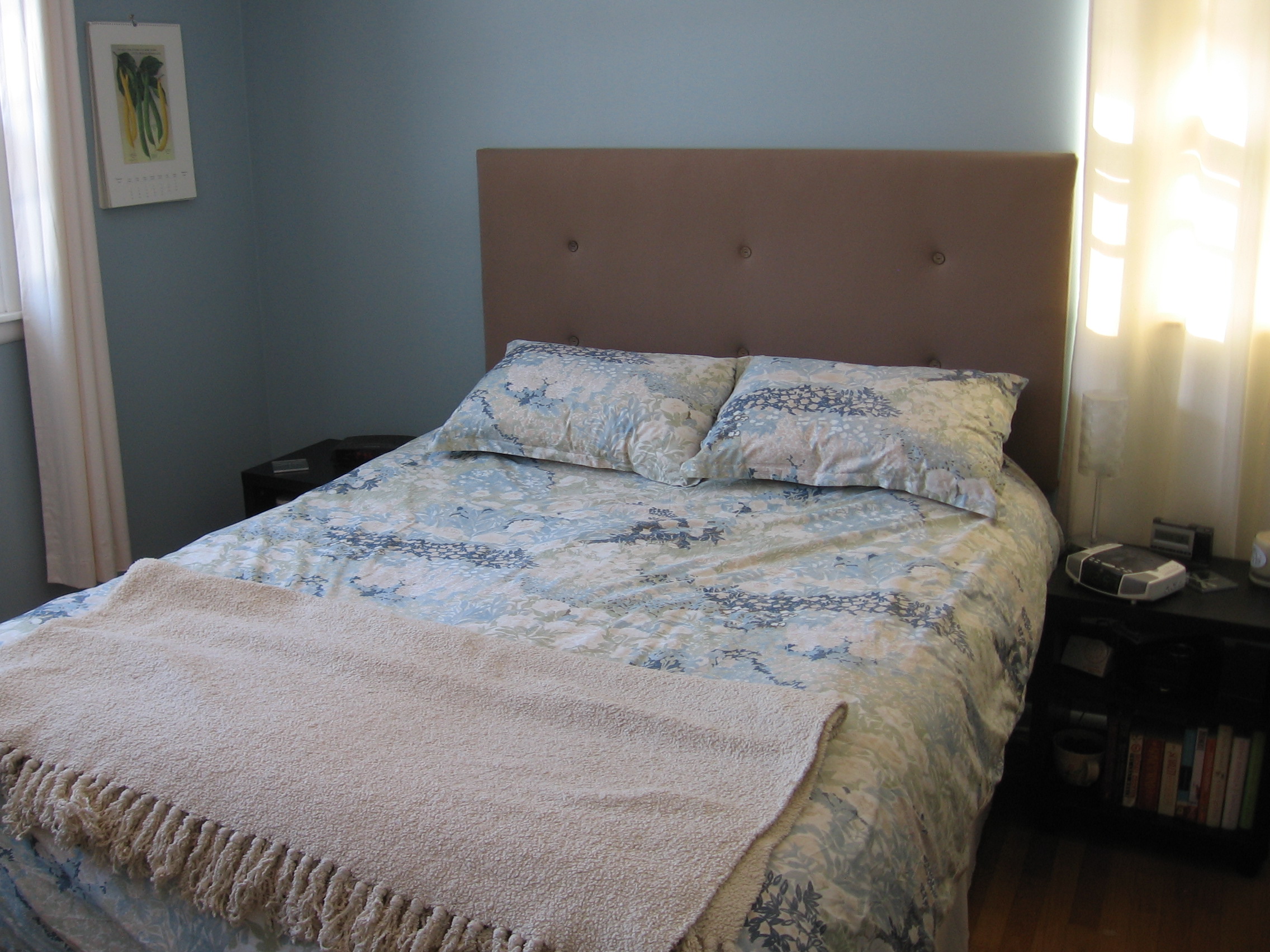 How to make an upholstered headboard